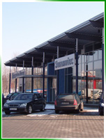 Centrum Serwisowo Szkoleniowe oraz Salon Sprzedaży Samochodów Mercedes, Sosnowiec